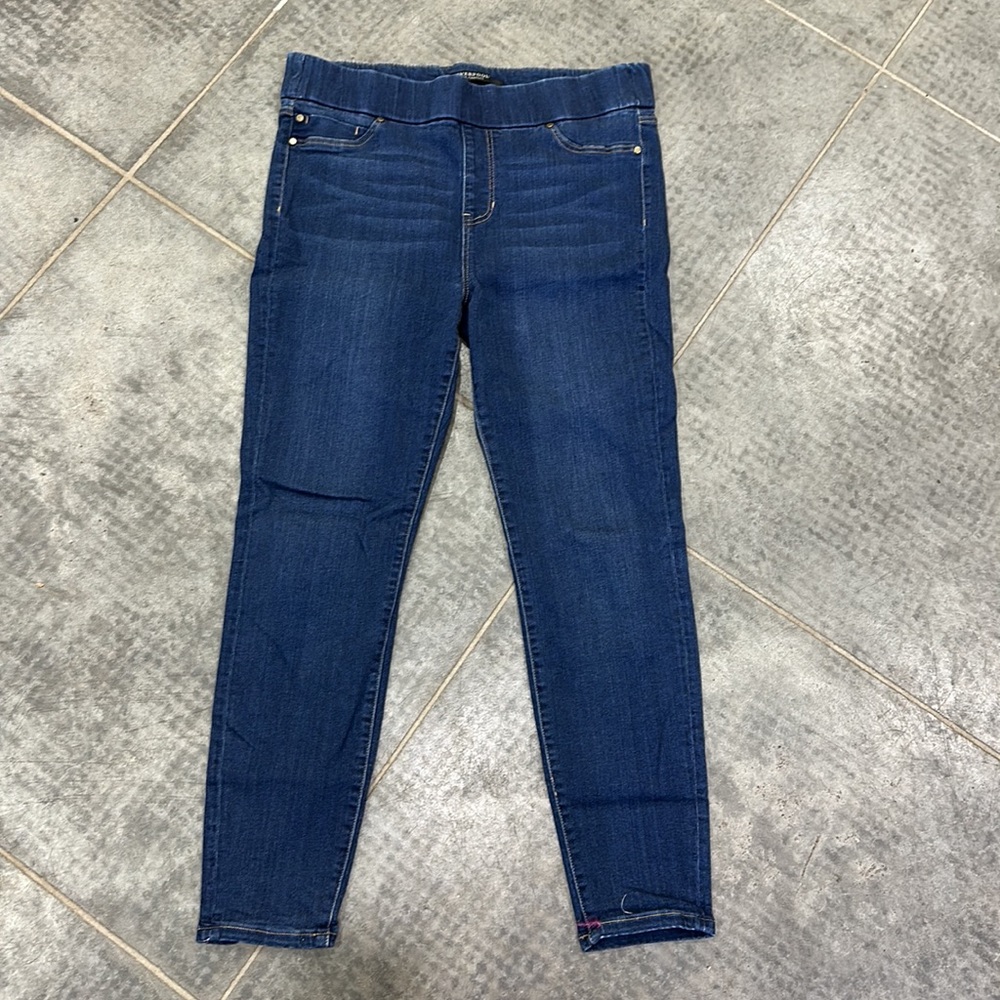 Liverpool- The Ankle Dark Wash Skinny Pull-on Jeans. Like new! 12, 31